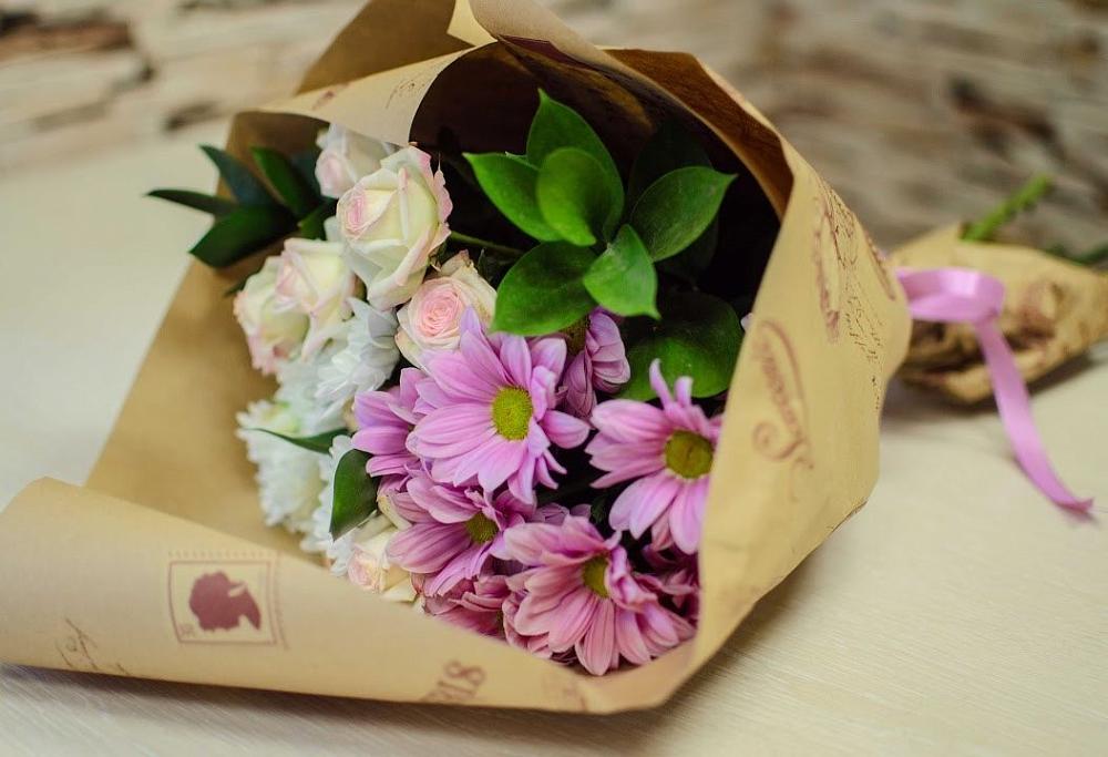 Букет цветов из: Розы и Хризантемы в Тогуре