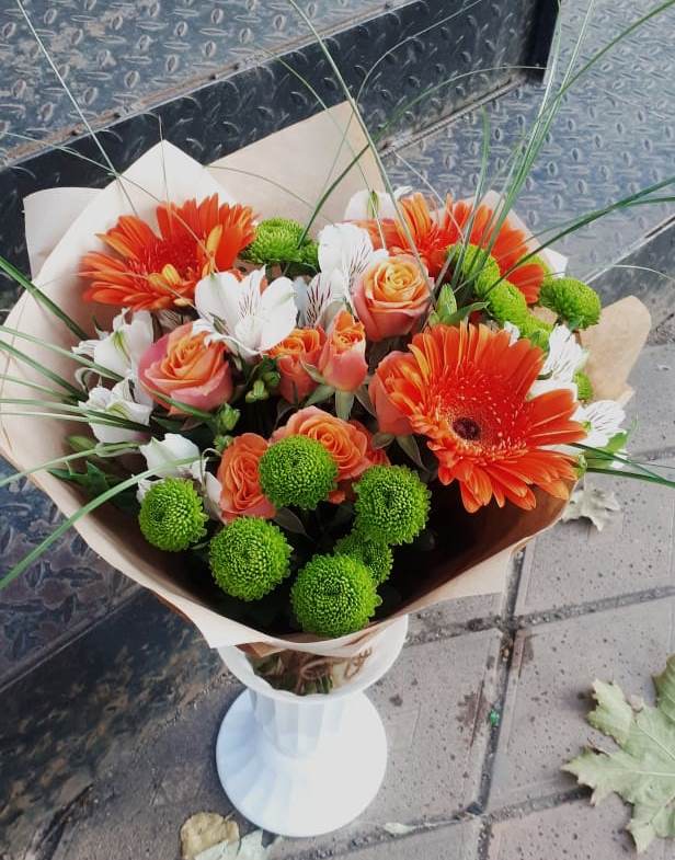 Букет цветов из: Герберы, Хризантемы, Альстромерии и Розы в Тогуре