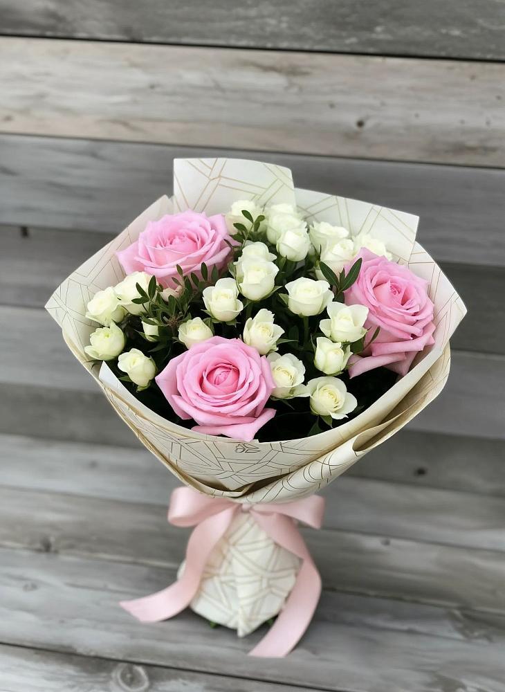 Букет цветов из: Розы в Тогуре