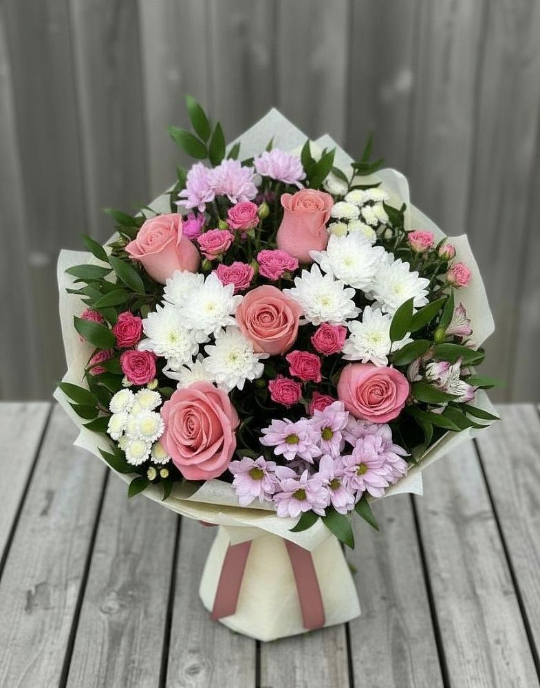 Букет цветов из: Альстромерии, Гвоздики, Розы и Хризантемы в Тогуре