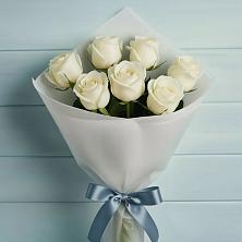 Букет 7 Белых роз Эдлесс Лав в Тогуре