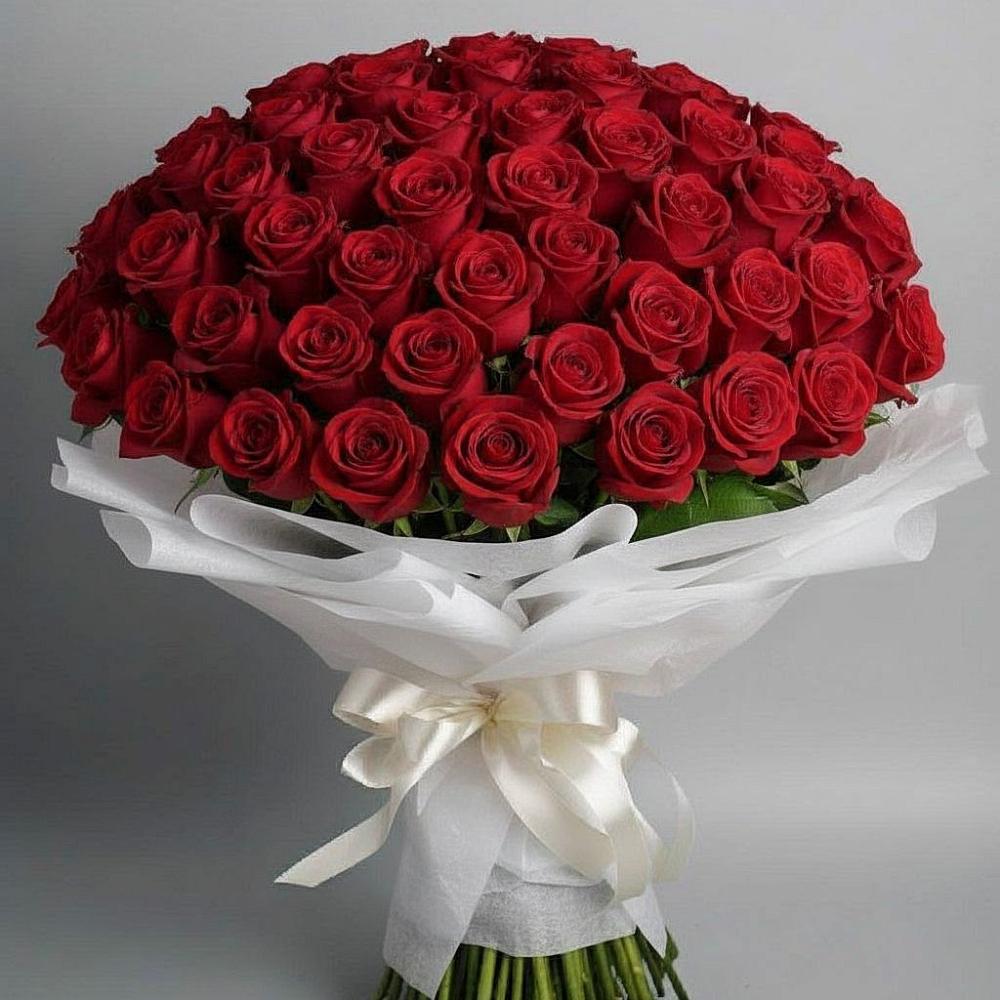Букет 101 Красная роза Блэк Мэджик в Тогуре