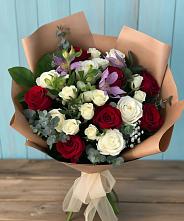 Букет цветов из:  Розы и Альстромерии в Тогуре