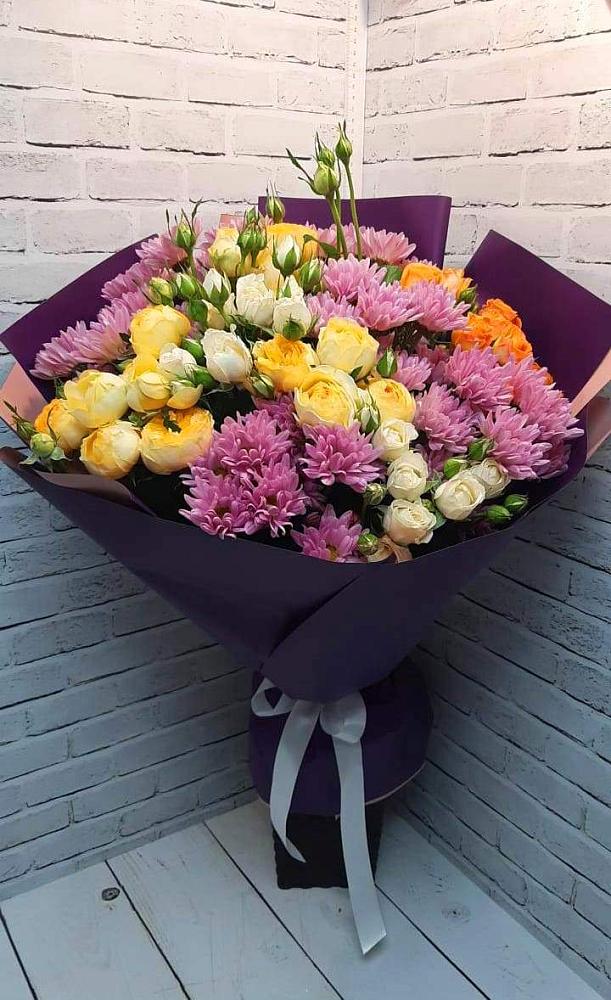 Букет цветов из: Хризантемы и Розы в Тогуре