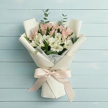 Букет цветов из:  Альстромерии #REPLACE_PRED# Тогуре