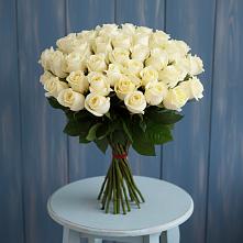 Букет 51 Белая роза Эдлесс Лав в Тогуре