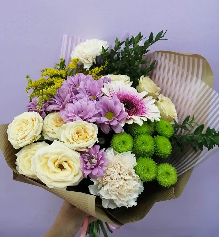 Букет цветов из: Хризантемы, Розы, Гвоздики и Герберы в Тогуре