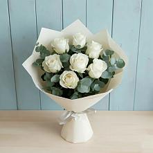 Букет Белые розы в Эвкалипте в Тогуре