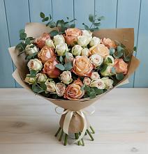 Букет цветов из:  Альстромерии и Розы в Тогуре