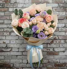 Букет цветов из:  Розы, Лизиантусы и Гвоздики в Тогуре