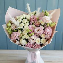 Букет цветов из:  Альстромерии и Розы в Тогуре